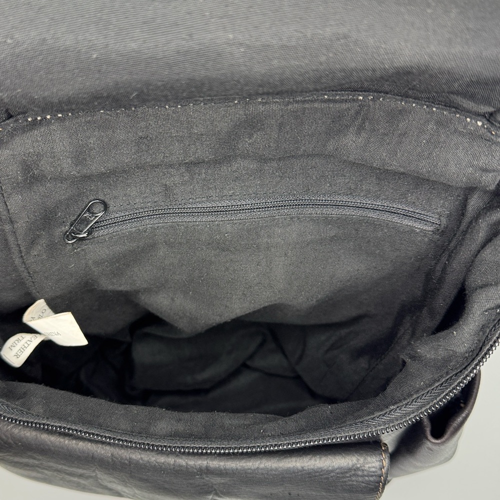 Unbranded mini black leather backpack - image 8